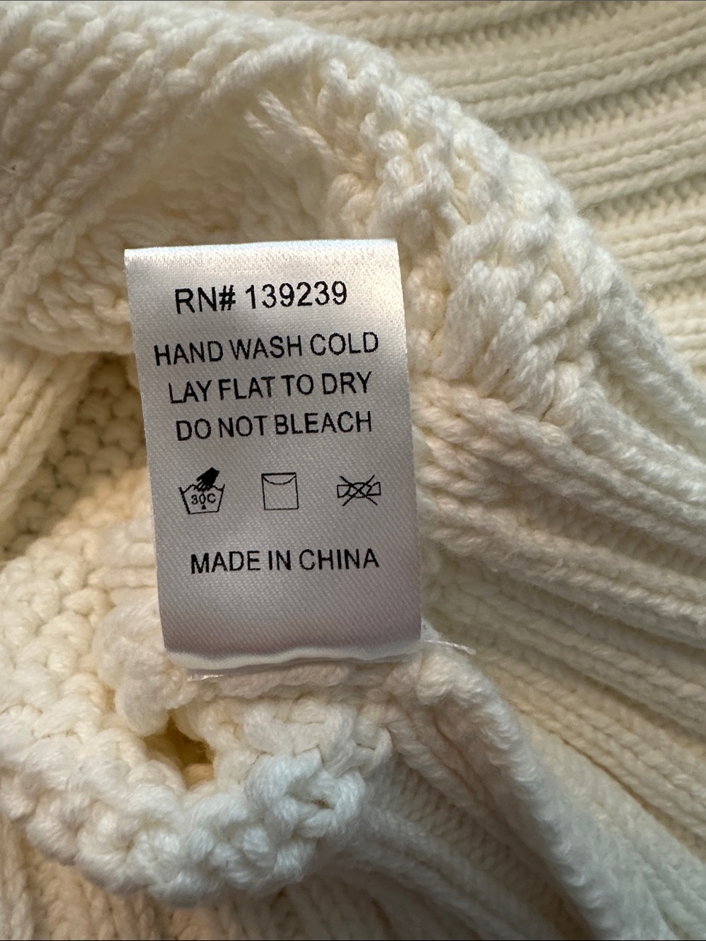 New Tuckernuck Cream Cable Knit Cardigan with Gold Buttons XL - Picture 5 of 5